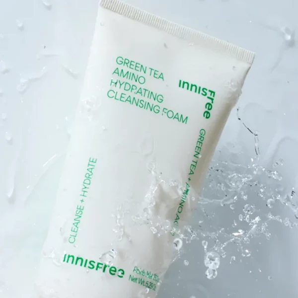 innisfree green tea cleansing foam amore city.2