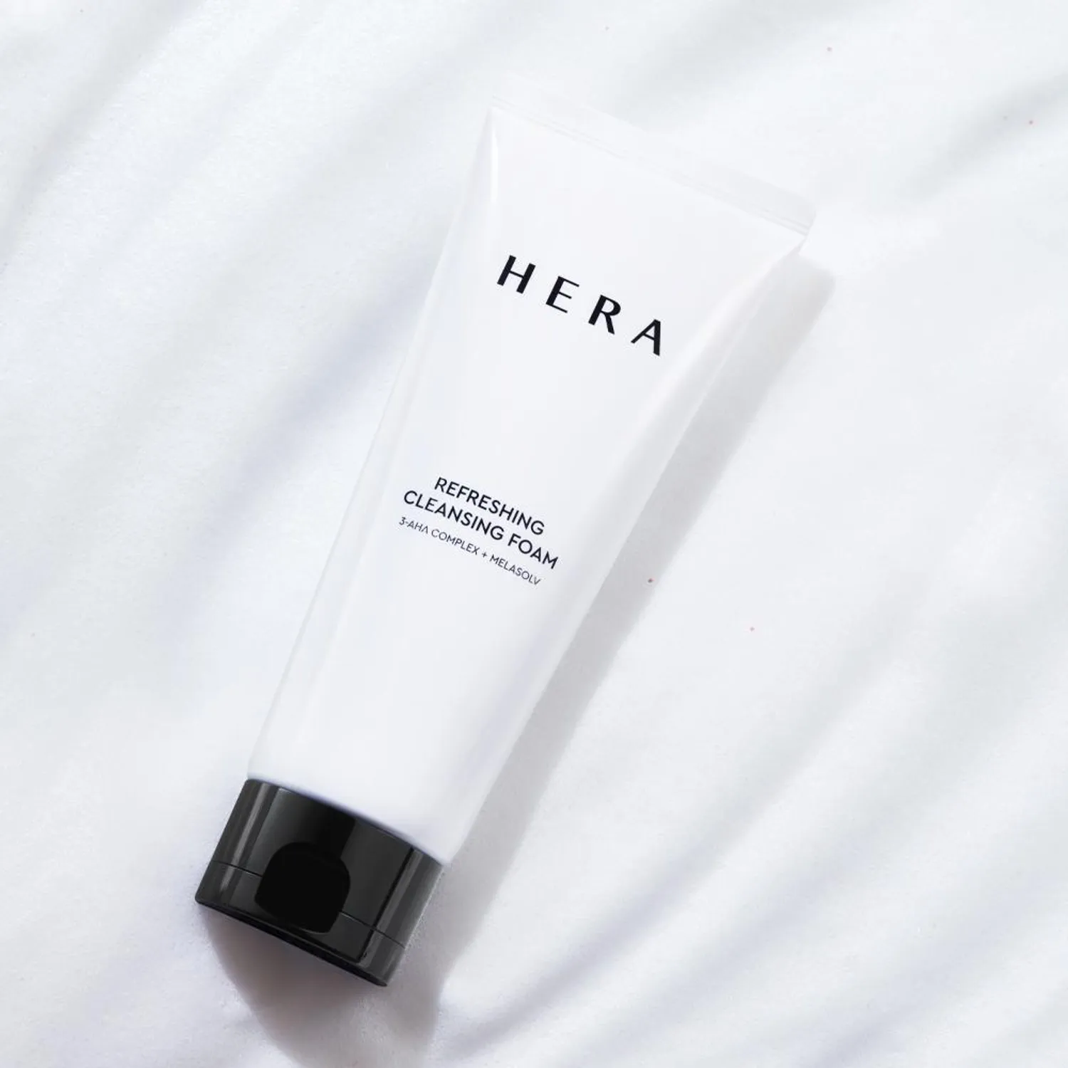HERA Refreshing Cleansing Foam amorecity